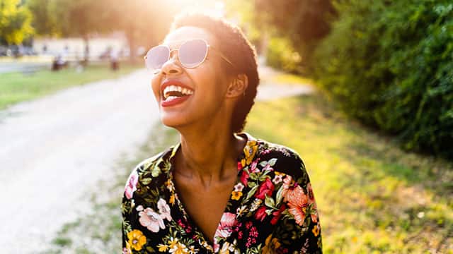 Jak Funguje Bělení Zubů?